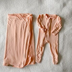 WildBird 0-3 romper and stretchy swaddle set